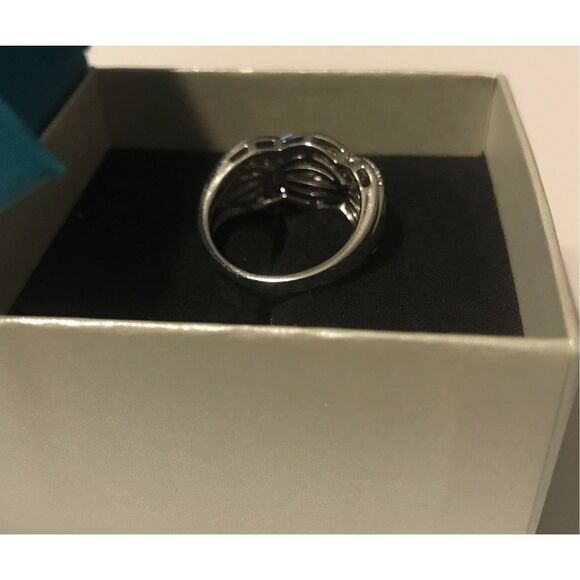 NEW~1/2 Carat Genuine Diamond Criss Cross Wave Band Ring Sz 8 - Picture 3 of 4